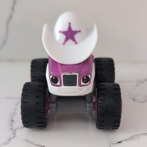 Blaze And The Monster Machines Starla 1:64